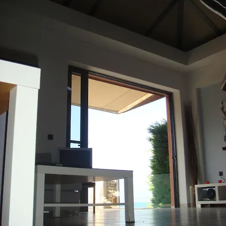 House 1 Splendid Views And Pool Xiropigado